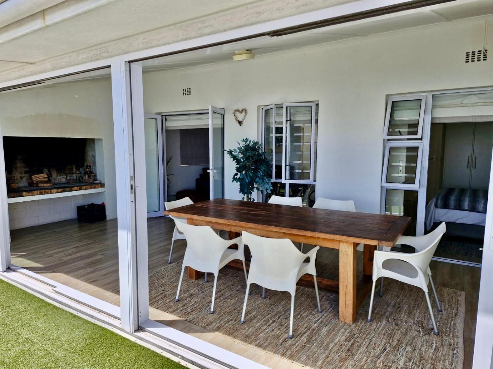 16 Mile View * Yzerfontein